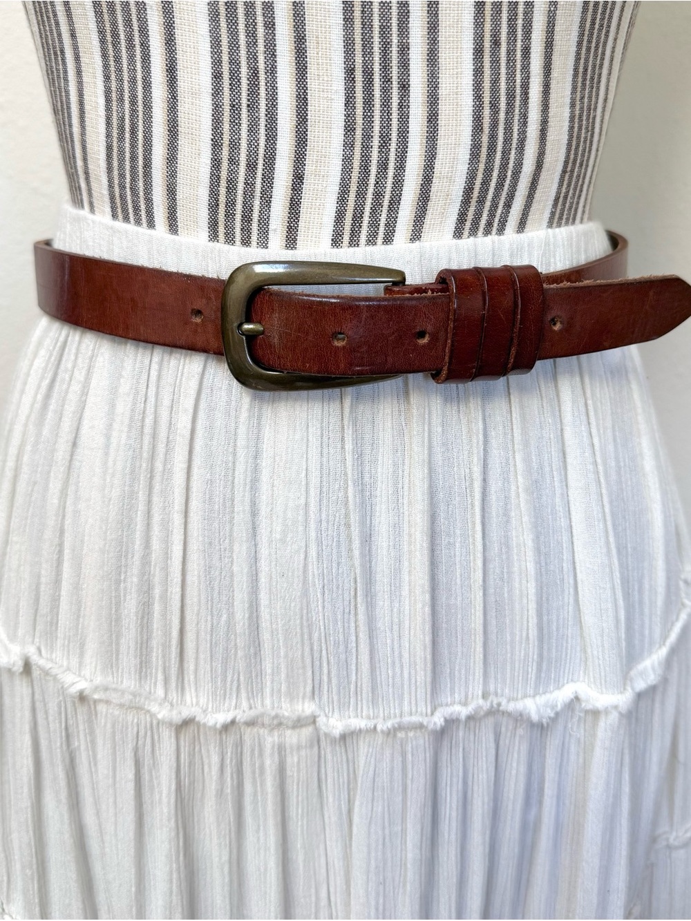 Vintage y2k Express Brown Italian Leather Belt Minimalist Classic